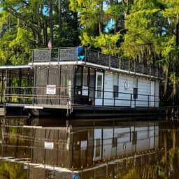 Keepin It Reel on Caddo Lake (Houseboat)