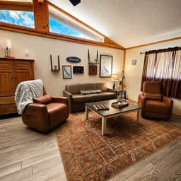 The Knotty Pine on Lake O the Pines Waterfront - Image 3