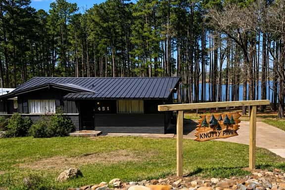The Knotty Pine on Lake O the Pines Waterfront - Image 1