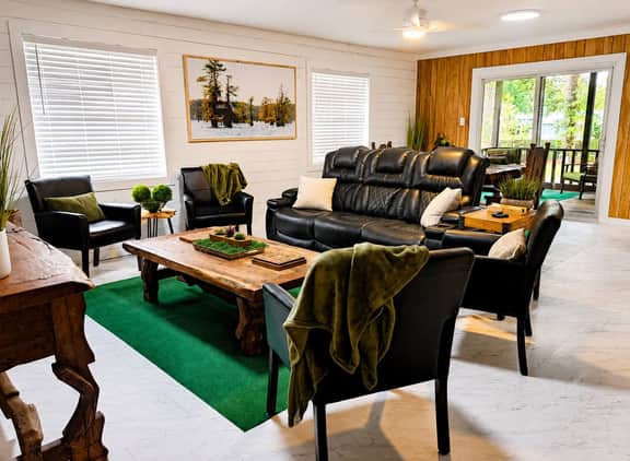 The Gator Den at Caddo Lake / Big Lake