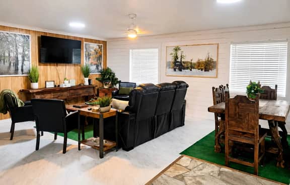 The Gator Den at Caddo Lake / Big Lake