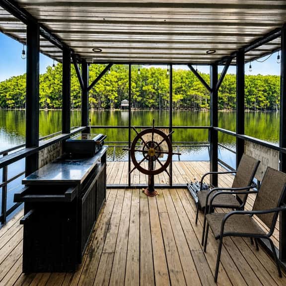 Keepin It Reel on Caddo Lake (Houseboat)
