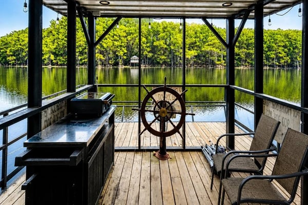 Lake Cabins