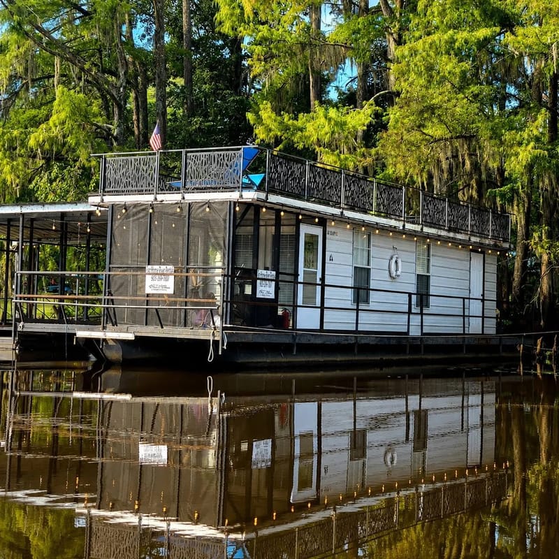 Keepin It Reel on Caddo Lake (Houseboat)